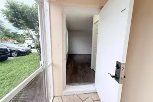 2117 E Bond Dr, West Palm Beach, FL 33415 - Photo 5