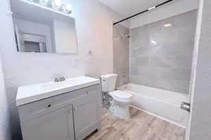 2117 E Bond Dr, West Palm Beach, FL 33415 - Photo 15