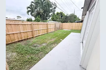 2117 E Bond Drive #1, West Palm Beach, FL 33415 - Photo 25