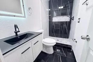 2117 E Bond Dr, West Palm Beach, FL 33415 - Photo 21