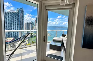 1900 N Bayshore Dr, Miami, FL 33132 - Photo 29