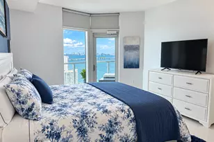 1900 N Bayshore Dr, Miami, FL 33132 - Photo 25