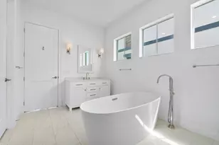 12289 Waterstone Cir, Palm Beach Gardens, FL 33412 - Photo 19