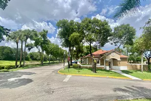 1200 Lake Victoria Dr, West Palm Beach, FL 33411 - Photo 17