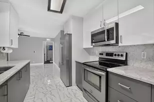214 NE 25th St, Boca Raton, FL 33431 - Photo 11