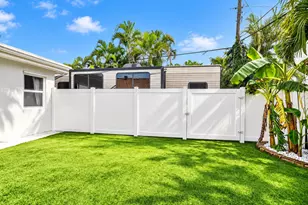 214 NE 25th St, Boca Raton, FL 33431 - Photo 29