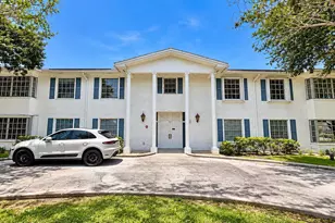 2171 NE 66th St, Fort Lauderdale, FL 33308 - Photo 1
