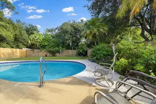 3640 3rd Pl, Vero Beach, FL 32968 - Photo 23