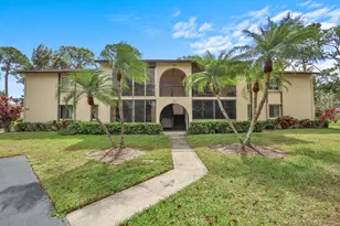 323 Knotty Pine Cir, Greenacres, FL 33463 - Photo 1