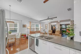 4249 NW 1st Dr, Deerfield Beach, FL 33442 - Photo 15
