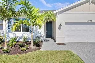 8990 Dahlia Cir, Port Saint Lucie, FL 34986 - Photo 3