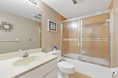 3200 Twin Lakes Terrace #105, Fort Pierce, FL 34951 - Photo 33