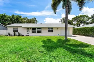 2350 Niki Jo Ln, Palm Beach Gardens, FL 33410 - Photo 1