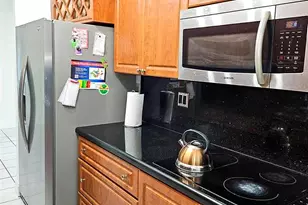 18321 NE 20th Pl, North Miami Beach, FL 33179 - Photo 11