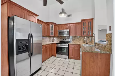 5504 Courtney Circle, Boynton Beach, FL 33472 - Photo 13