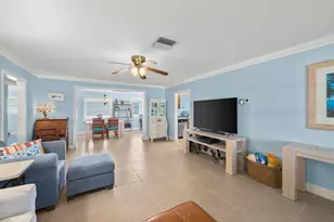 2114 SW 13th Pl, Boynton Beach, FL 33426 - Photo 11