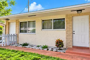 812 NE 2nd St, Hallandale Beach, FL 33009 - Photo 1