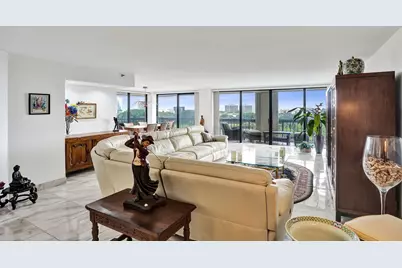 1900 Consulate Place #604, West Palm Beach, FL 33401 - Photo 5