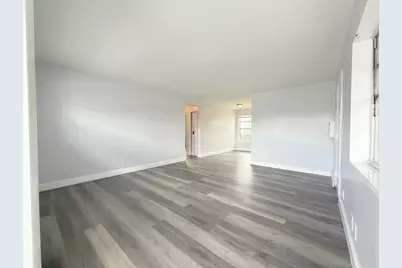 111 E 27th Street #1, Riviera Beach, FL 33404 - Photo 5