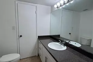 4205 N University Dr, Sunrise, FL 33351 - Photo 15