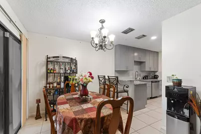 1595 Woodbridge Lakes Circle, West Palm Beach, FL 33406 - Photo 21