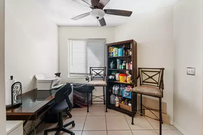 1595 Woodbridge Lakes Circle, West Palm Beach, FL 33406 - Photo 13