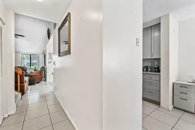 1595 Woodbridge Lakes Circle, West Palm Beach, FL 33406 - Photo 3