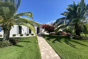 2327 Windsor Rd, Palm Beach Gardens, FL 33410 - Photo 3