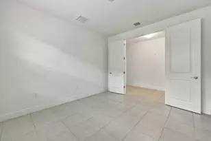 11852 SW Waterford Isle Way, Port Saint Lucie, FL 34987 - Photo 27