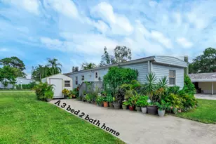 14 W Bridgette Blvd W, Greenacres, FL 33463 - Photo 3