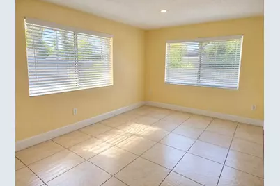 1631 NW 2nd Avenue, Pompano Beach, FL 33060 - Photo 9