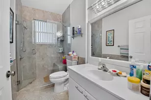 12598 Crystal Pointe Dr, Boynton Beach, FL 33437 - Photo 11