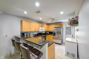 631 S A St, Lake Worth Beach, FL 33460 - Photo 5