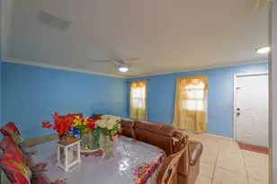 631 S A St, Lake Worth Beach, FL 33460 - Photo 9