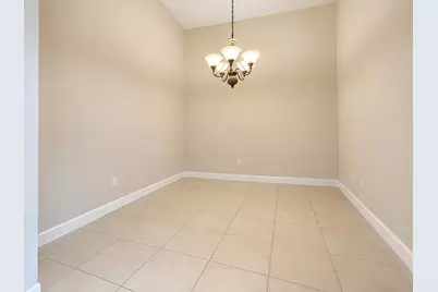 2405 Windjammer Way, West Palm Beach, FL 33411 - Photo 5