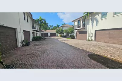 4726 Monarch Way, Coconut Creek, FL 33073 - Photo 11