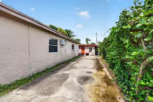 2731 NW 6th Ct, Fort Lauderdale, FL 33311 - Photo 27