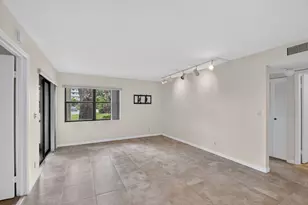 7665 Tahiti Ln, Lake Worth, FL 33467 - Photo 9