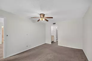 7665 Tahiti Ln, Lake Worth, FL 33467 - Photo 23