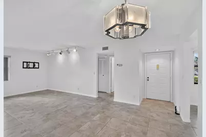 7665 Tahiti Lane #104, Lake Worth, FL 33467 - Photo 7