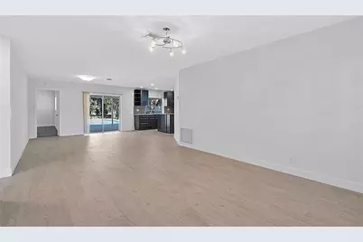 807 NW 7th Street, Boca Raton, FL 33486 - Photo 11