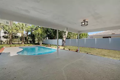807 NW 7th Street, Boca Raton, FL 33486 - Photo 21