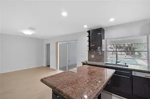 807 NW 7th St, Boca Raton, FL 33486 - Photo 7