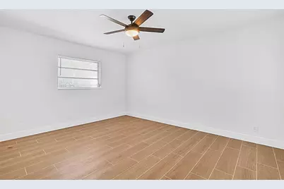 807 NW 7th Street, Boca Raton, FL 33486 - Photo 13