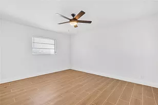 807 NW 7th St, Boca Raton, FL 33486 - Photo 13