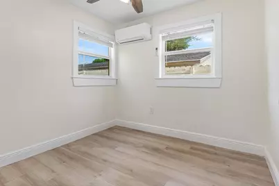 413 N E Street, Lake Worth Beach, FL 33460 - Photo 13
