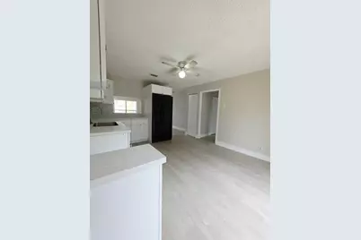 6117 Blue Grass Circle, Lake Worth, FL 33463 - Photo 5