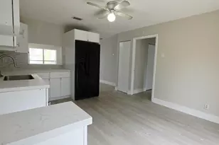 6117 Blue Grass Cir, Lake Worth, FL 33463 - Photo 5