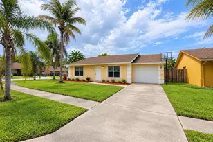 6117 Blue Grass Cir, Lake Worth, FL 33463 - Photo 1
