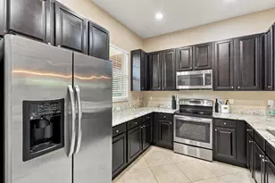 10160 SW Azzo Ln, Port Saint Lucie, FL 34986 - Photo 7